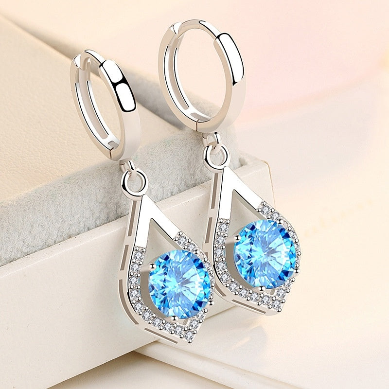 Accesorii Delicate: Cercei Argint 925 Huggie cu Montură de Topaz Albastru 5.6g