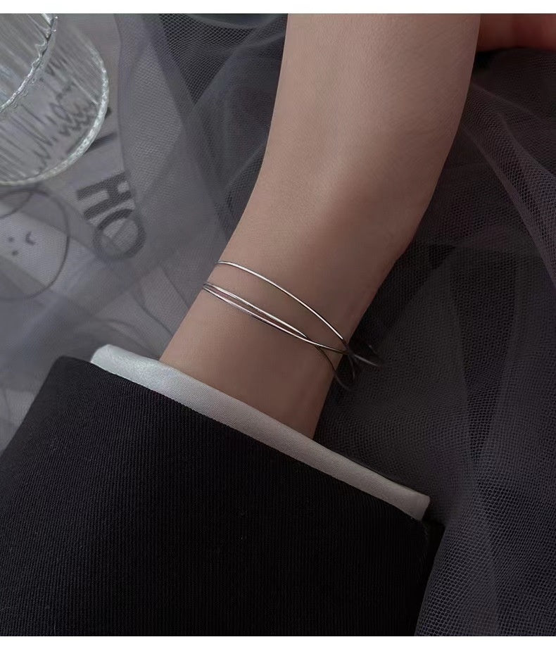 Brățară Deosebită Din Argint 925 – Accesoriu Modern, Versatil Și Elegant