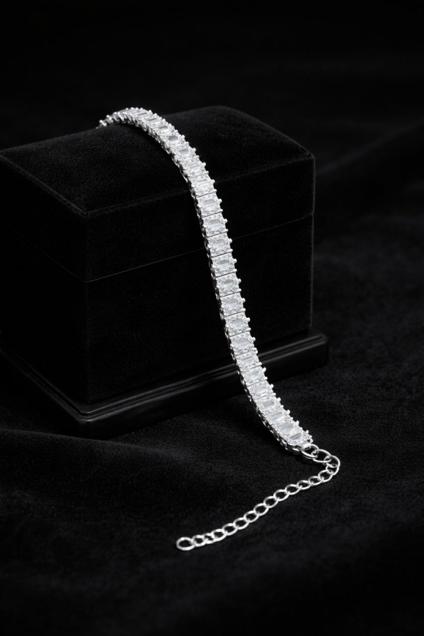 Brățară elegantă din Argint 925 cu pietre dreptunghiulare strălucitoare 12.4g