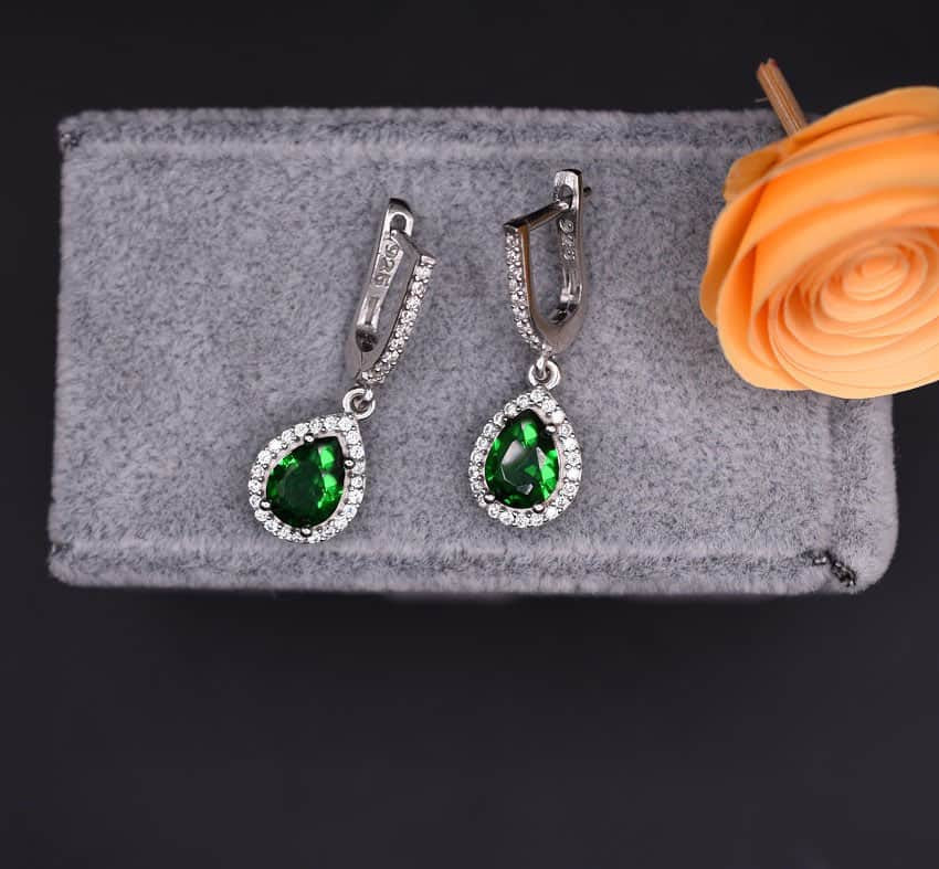 Cercei Argint 925 CU Zirconiu Verde Emerald