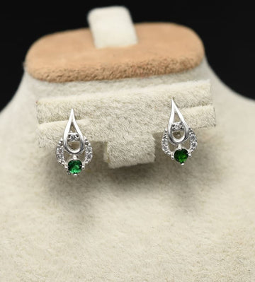 Cercei Cu Tortita, Verde -SAFIR 2.25g