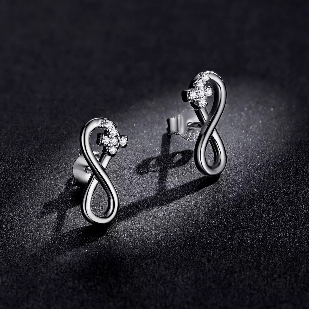 Cercei din argint Beautiful Infinite Symbol, Argint 925, Pentru Femei