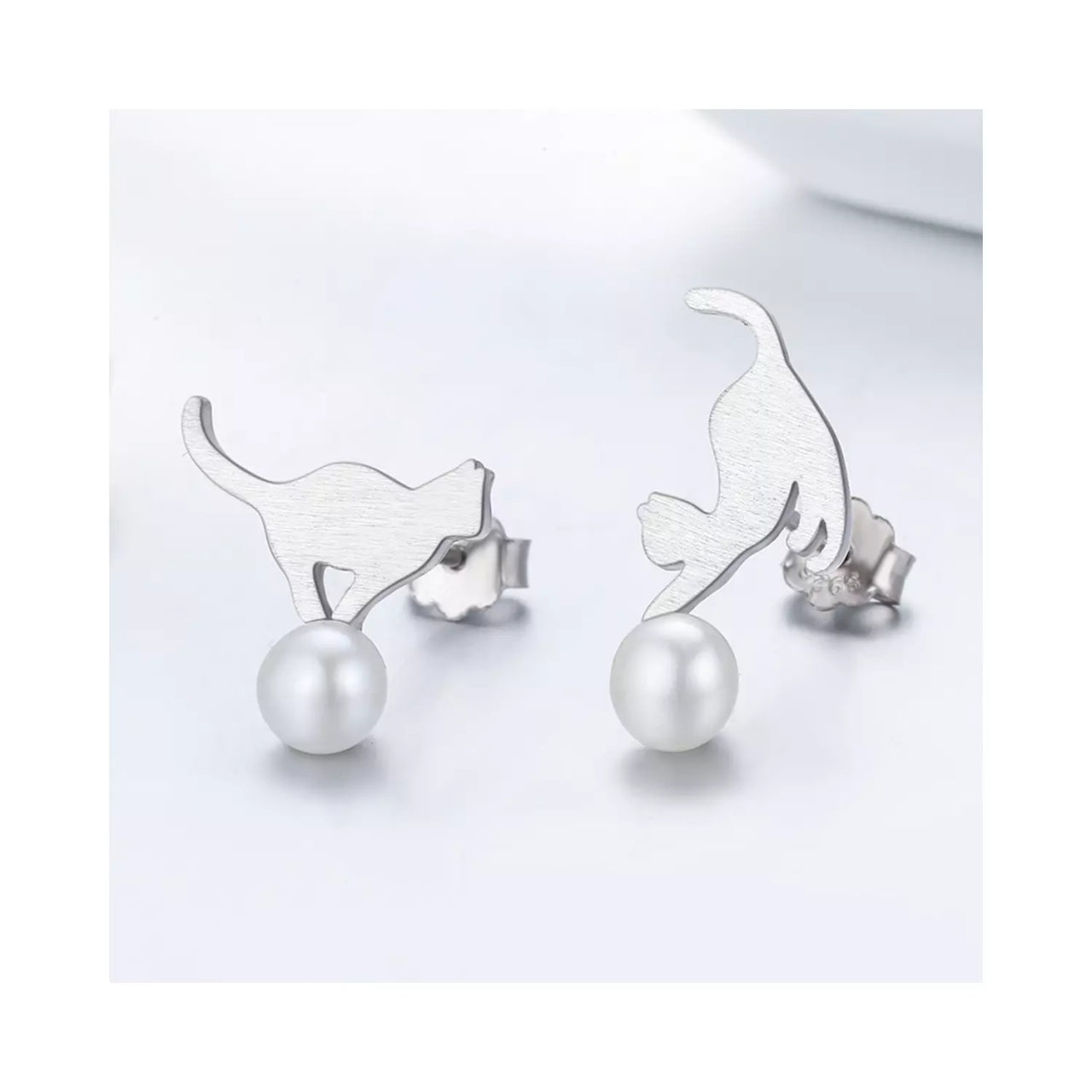 Cercei din argint Cat on Pearl, Argint 925, Pentru Femei 1.63g