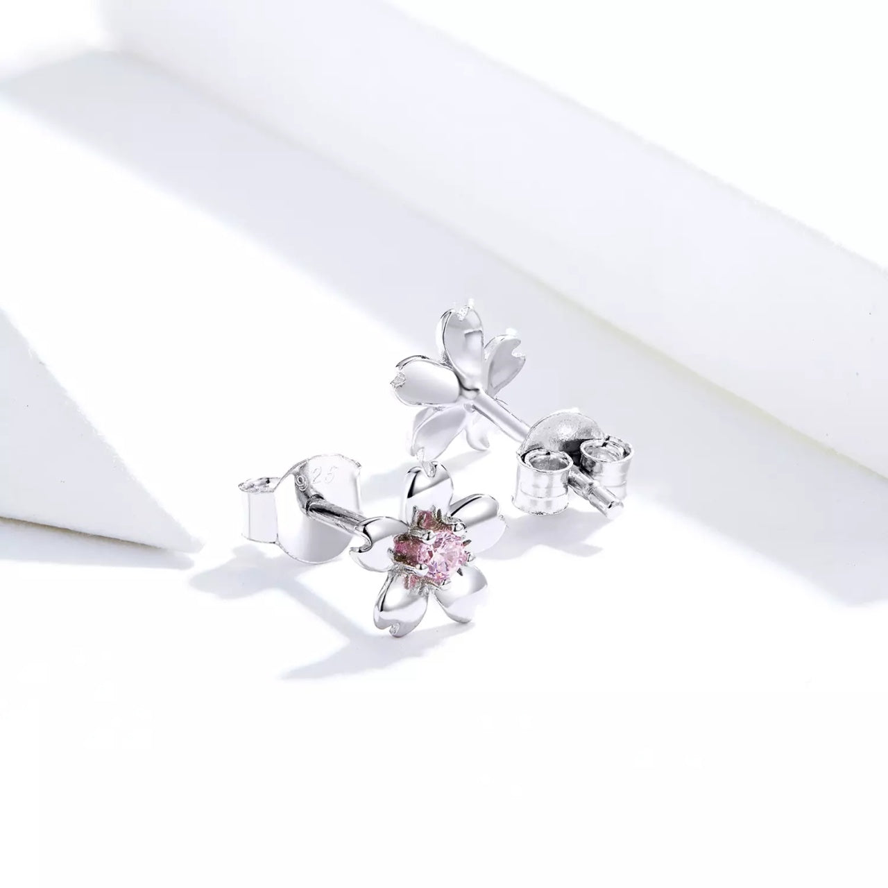 Cercei din argint Flowers & Pink Crystals, Argint 925, Pentru Femei 0.9g