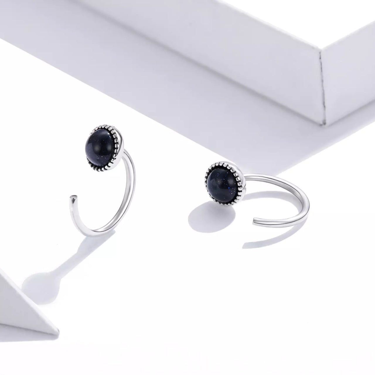 Cercei din argint Galaxy Tiny Hoops, Argint 925, Pentru Femei 0.85g