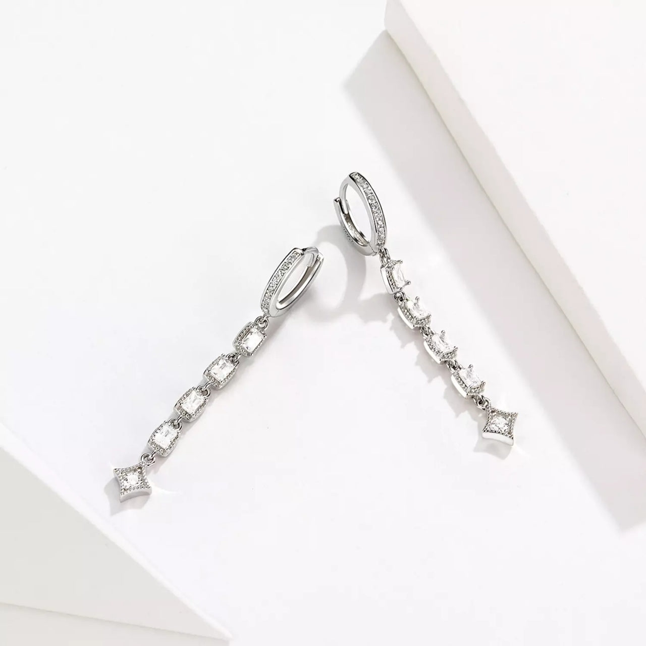 Cercei din argint Glamour Chain Hoops, Argint 925, Pentru Femei 3.45g