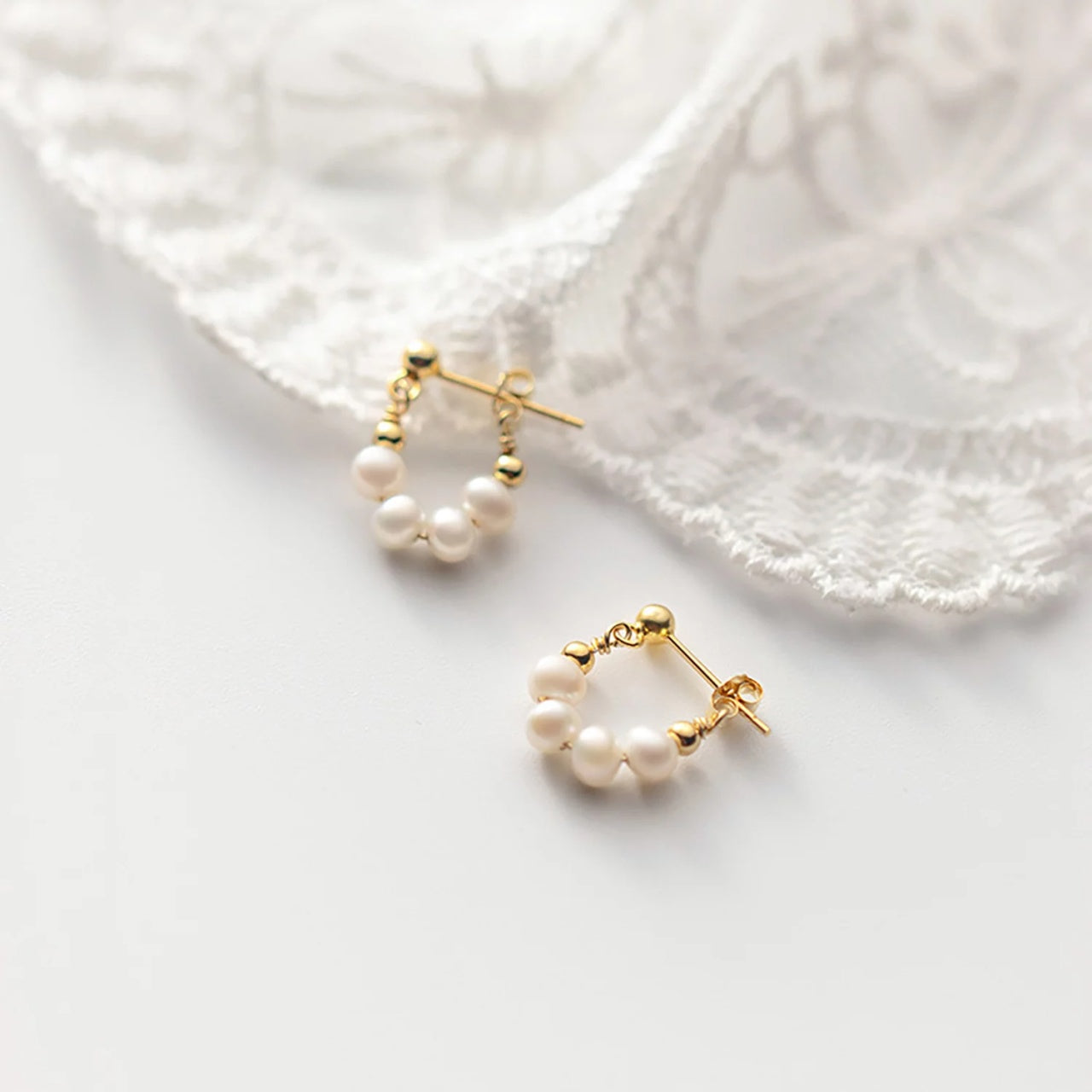Cercei din argint Golden Chained Pearls, Argint 925, Pentru Femei