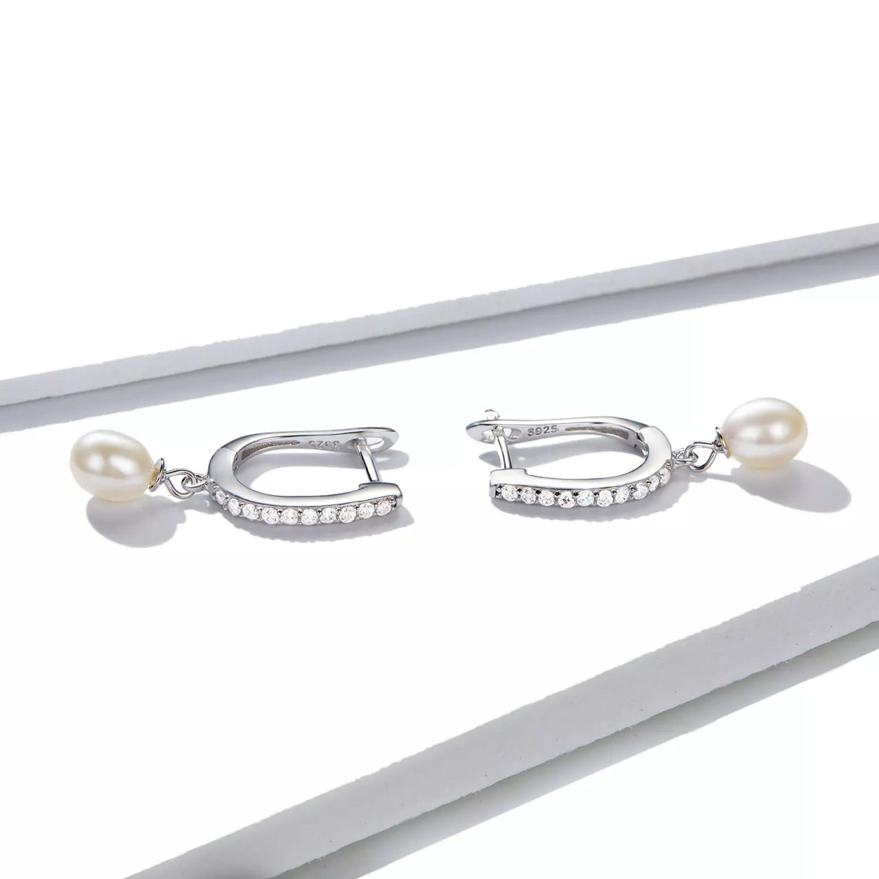 Cercei din argint Pearls & Crystals Hoops, Argint 925, Pentru Femei