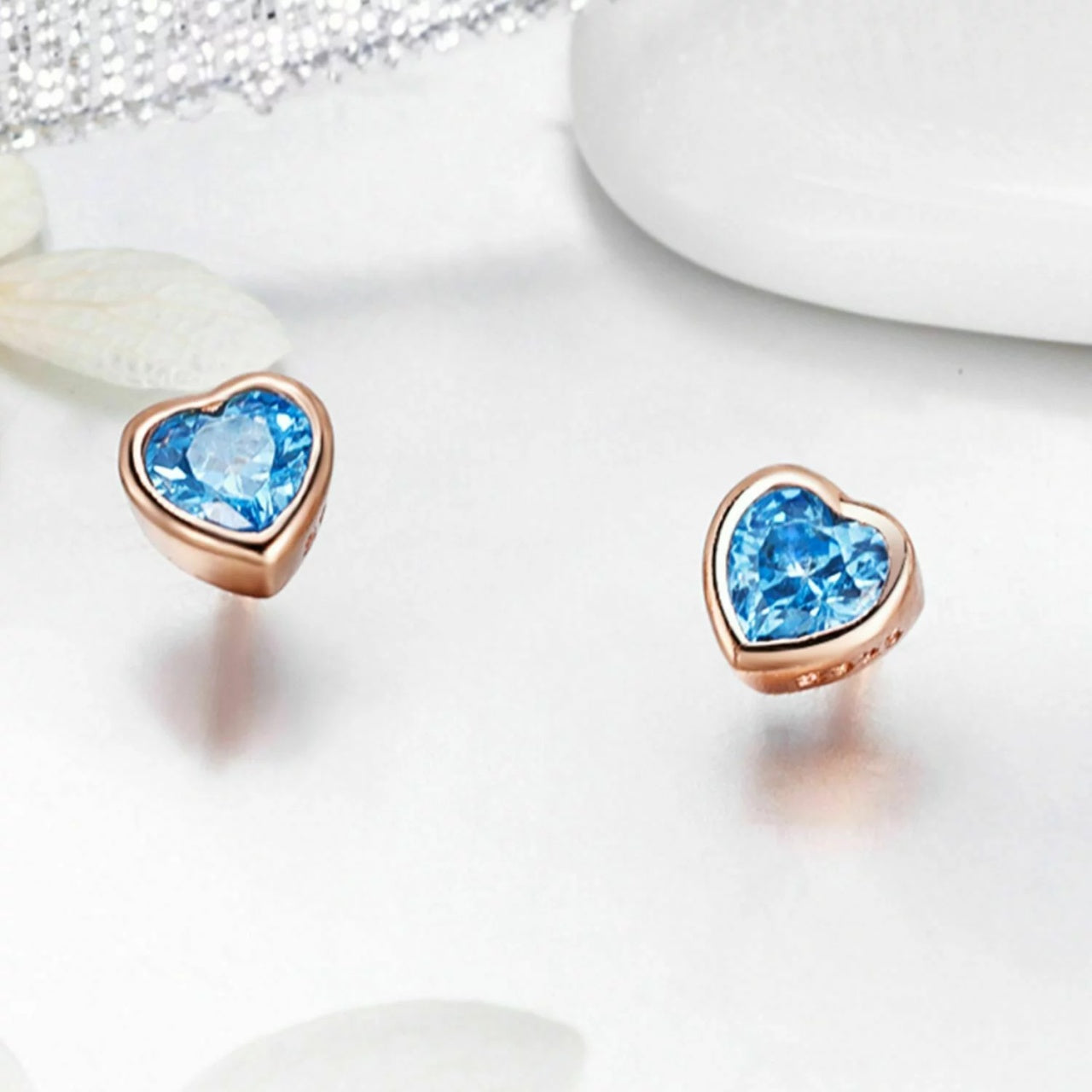 Cercei din argint Rose Gold Blue Heart, Argint 925, Pentru Femei 1.14g