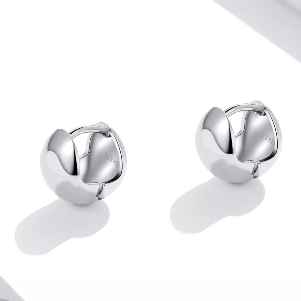 Cercei din argint Simple Balls, Argint 925, Pentru Femei 2.99g
