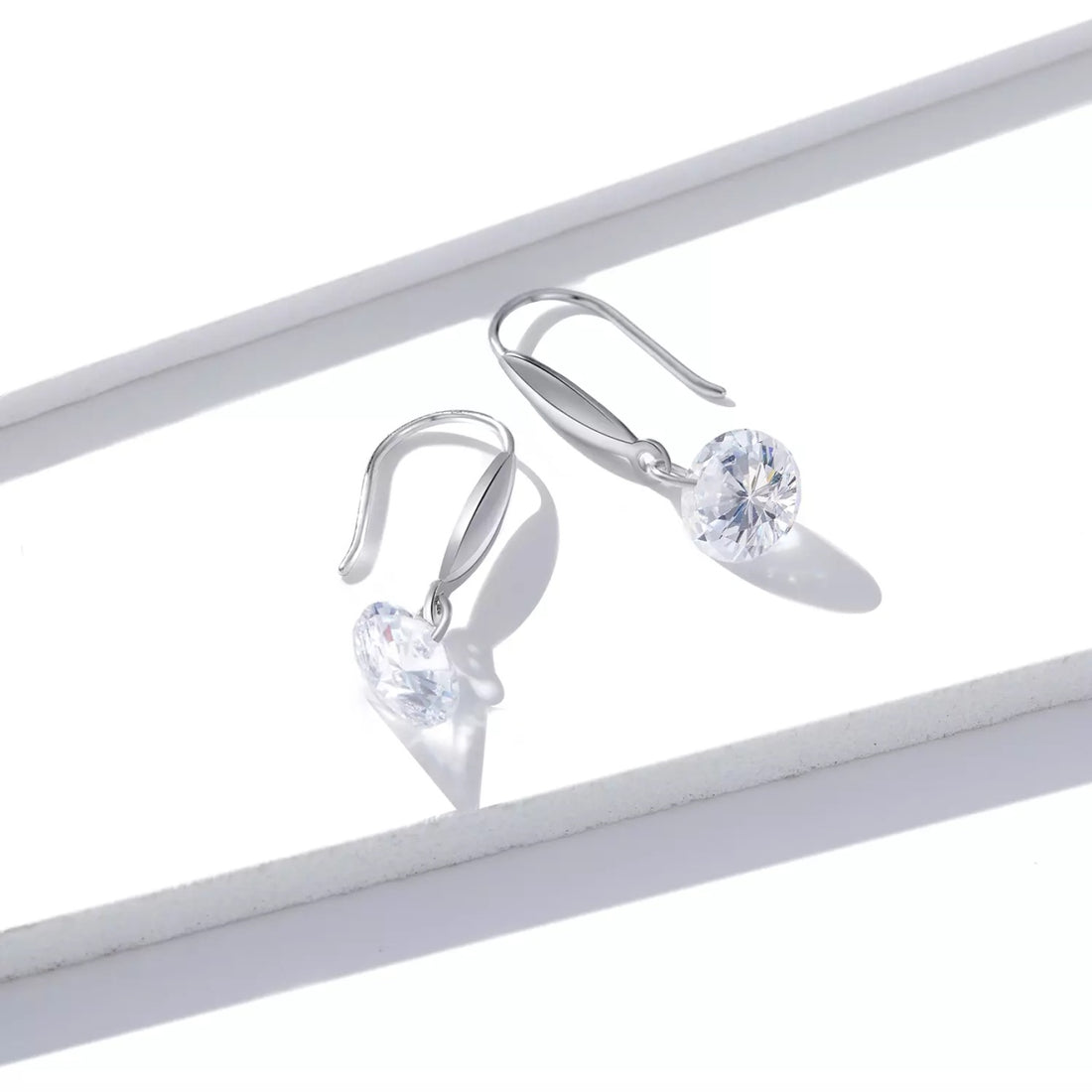 Cercei din argint Simple Crystals, Argint 925, Pentru Femei 2.10g