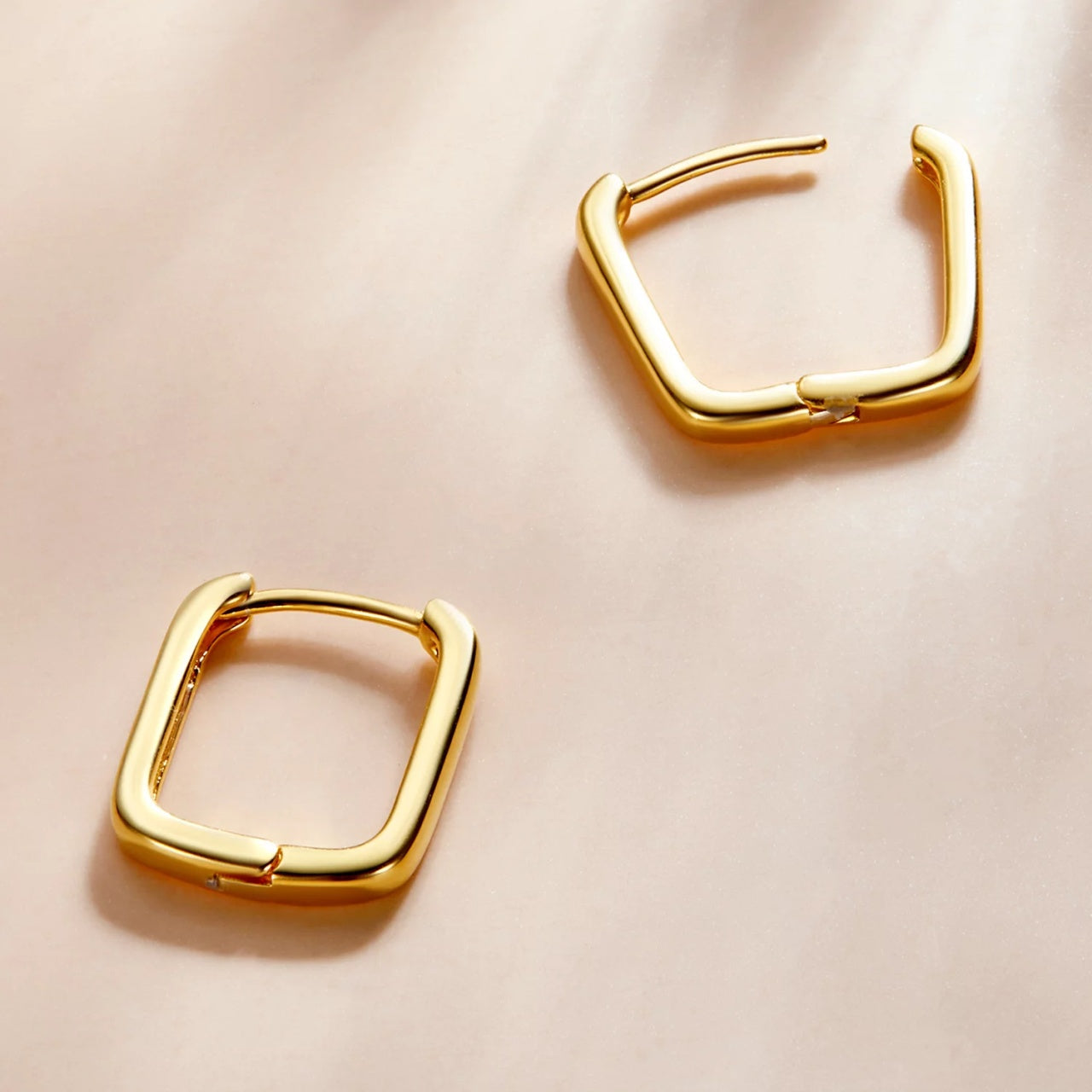 Cercei din argint Simple Golden Square, Argint 925, Pentru Femei