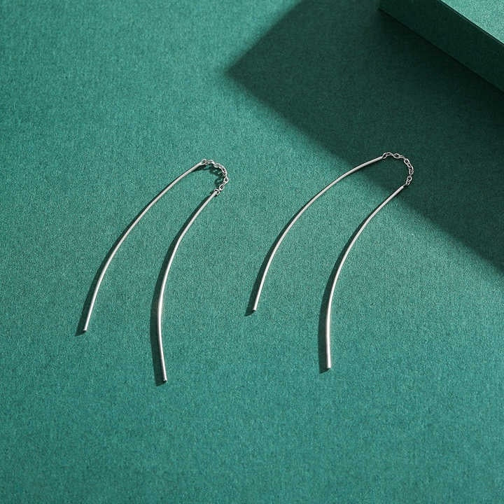 Cercei Lungi din Argint 925: Eleganță și Minimalism la 5.5 cm