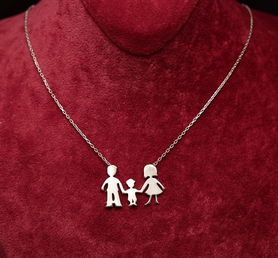 Colier Argint 925 Happy Family 3, Baiat Persoane Mama , Tata si Baietelul 2.6g