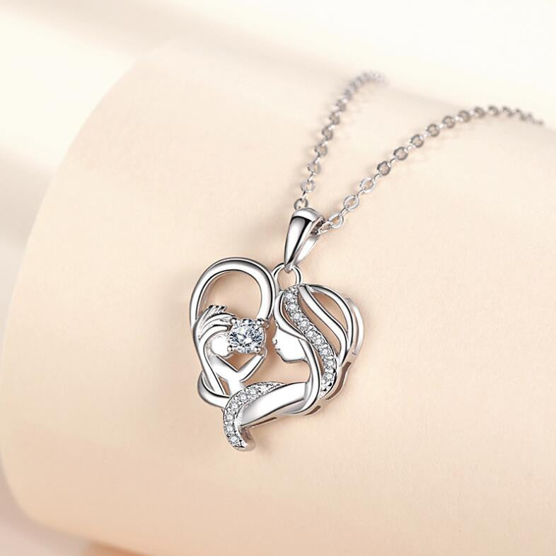 Colier Argint 925 Happy Family Mama si Copilul in Brate - Iubire de Mama 3.1g