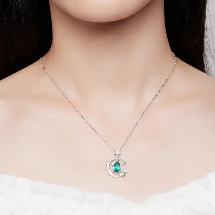 Colier cu pandantiv Luna si Stele cu Piatra Verde Smarald pentru femei 2.94g