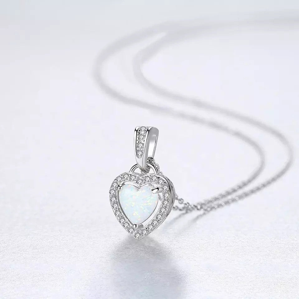 Colier din Argint 925 Inima cu Piatra Opal 2.11g