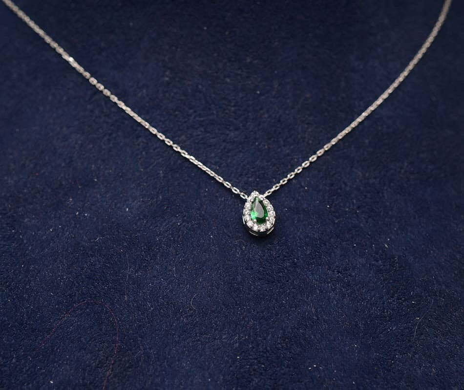 Colier din Argint 925 Lacrima cu piatra Verde 1.3g
