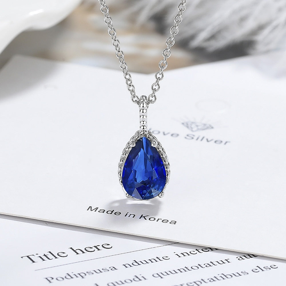 Colier Elegant cu Pandantiv de Cristal, Disponibil în Diverse Culori, Ideal pentru Orice Ocazie