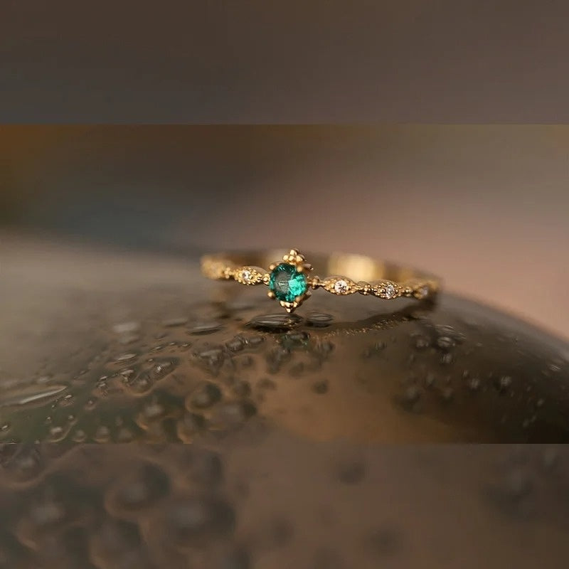 Inel Argint 925 Aurit, Piatră Precioasă Verde – Design Clasic și Rafinat