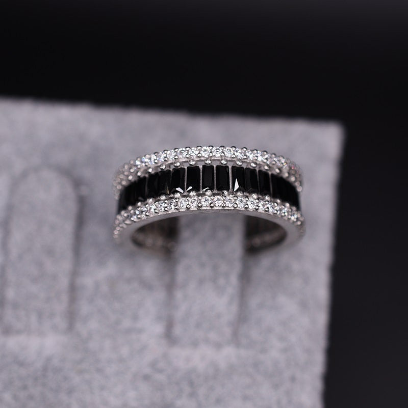 Inel Argint 925 cu Zirconii Black 5g