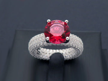 Inel din Argint 925 Perfect Engagement Ring Red Round Diamond 8.8g
