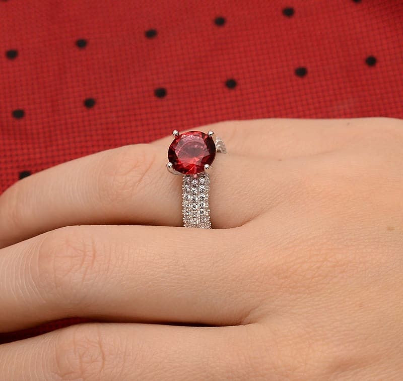 Inel din Argint 925 Perfect Engagement Ring Red Round Diamond 8.8g