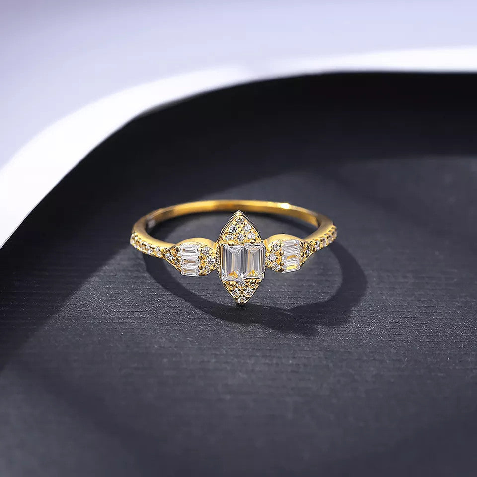 Inel din Argint 925 Placat Aur Cubic Gold 1.2g