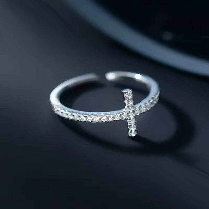 Inel Elegant din Argint 925, Cruce Strălucitoare cu Piatre Cubic Zirconia