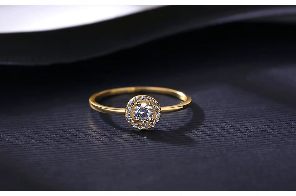 Inel Elegant din Argint 925 Placat cu Aur – Model Halo cu Zirconiu