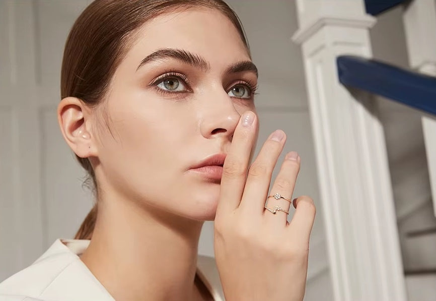 Inel Femei Placat Aur 18K, Model Delicat Cu Floare Din Zirconiu, Stralucire Eleganta, Design Minimalist