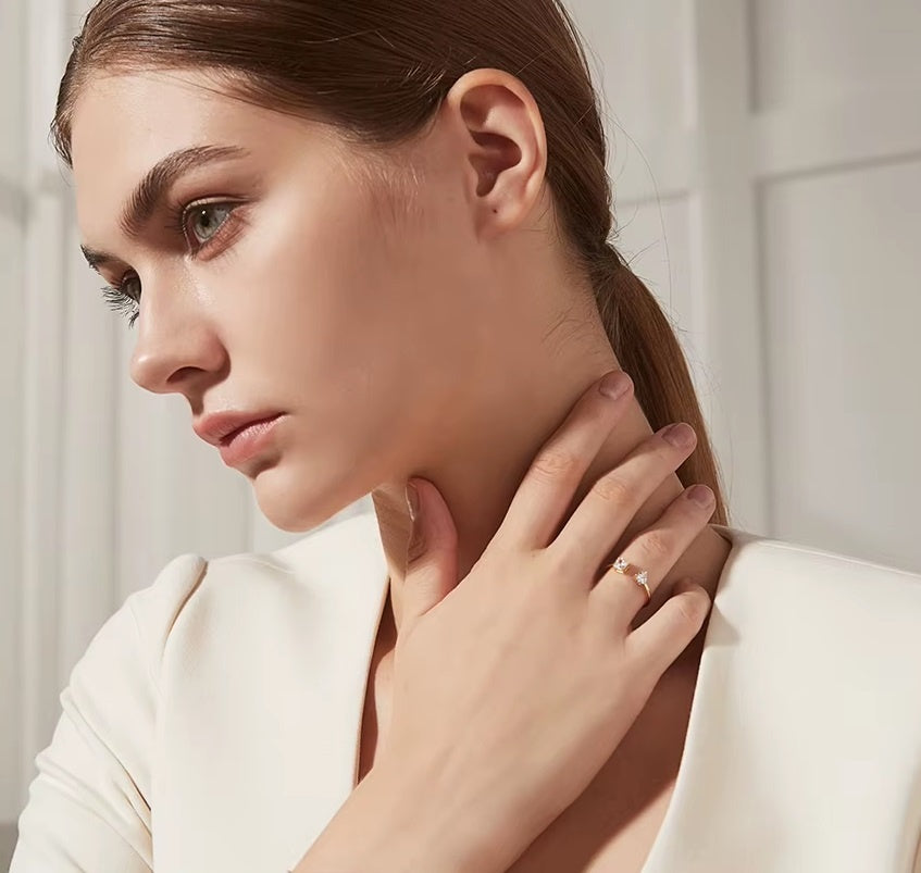 Inel Reglabil Femei, Design Modern Cu Doua Pietre Zirconiu, Argint 925 Placat Aur 18K