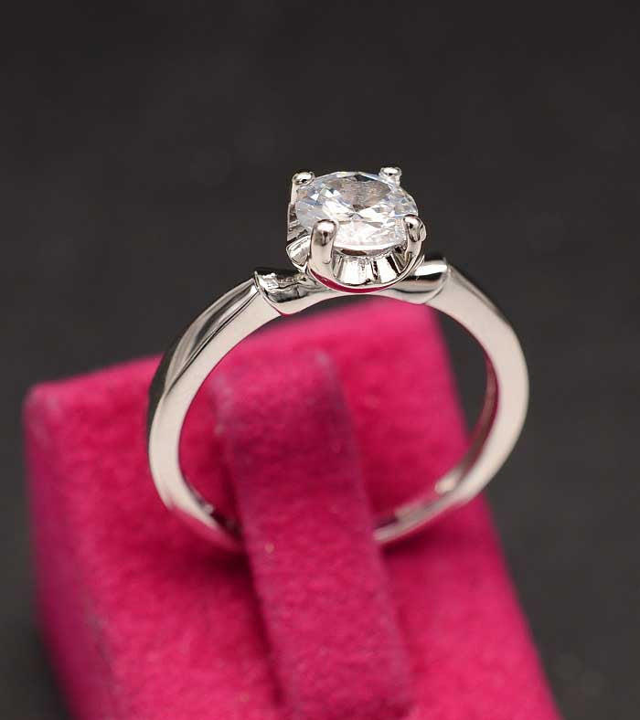Inel romantic de logodna din Argint 925 cu zirconiu alb 2.39g