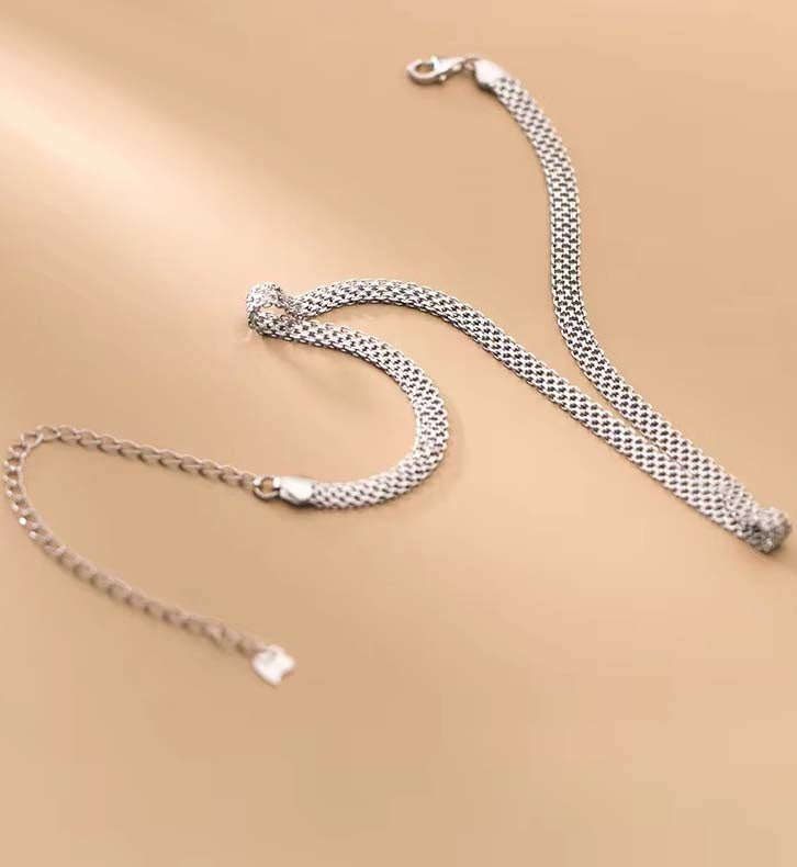 Lantisor Din Argint 925, Grosime 4,5 mm, Choker Plat Model Mesa Rodiat