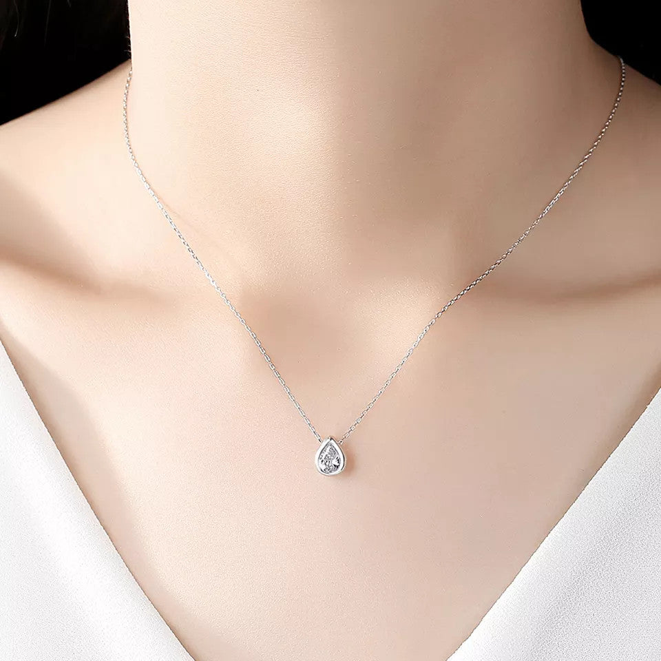Lantisor din Argint 925 cu zirconiu cubic in forma de picatura de apa 1.92g