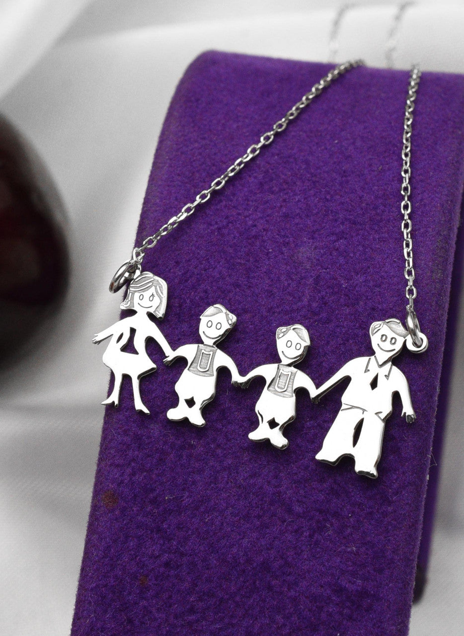 Lantisor din Argint 925 Family 4 persoane Mama, Tata si Doi Baieti 2.2g
