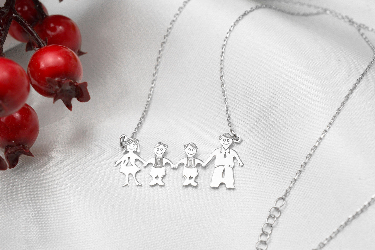 Lantisor din Argint 925 Family 4 persoane Mama, Tata si Doi Baieti 2.2g