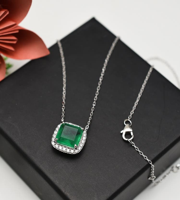 Lantisor Din Argint 925 Smarald Verde Patrat 4.8g