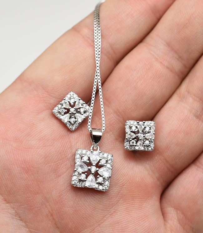 Set Argint 925 Pandativ Si Cercei Model Patrat 6.7g