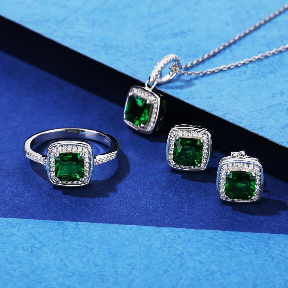 Set complet bijuterii argint 925, colier, cercei si inel, cu piatra smarald verde si zirconiu cubic, eleganta si rafinament Model