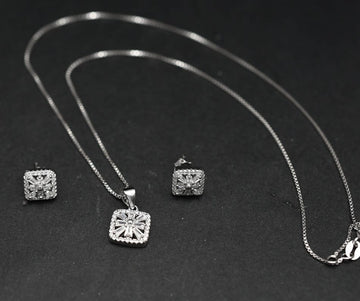 Set Lantisor Finut Din Argint 925 Si Cercei 6g