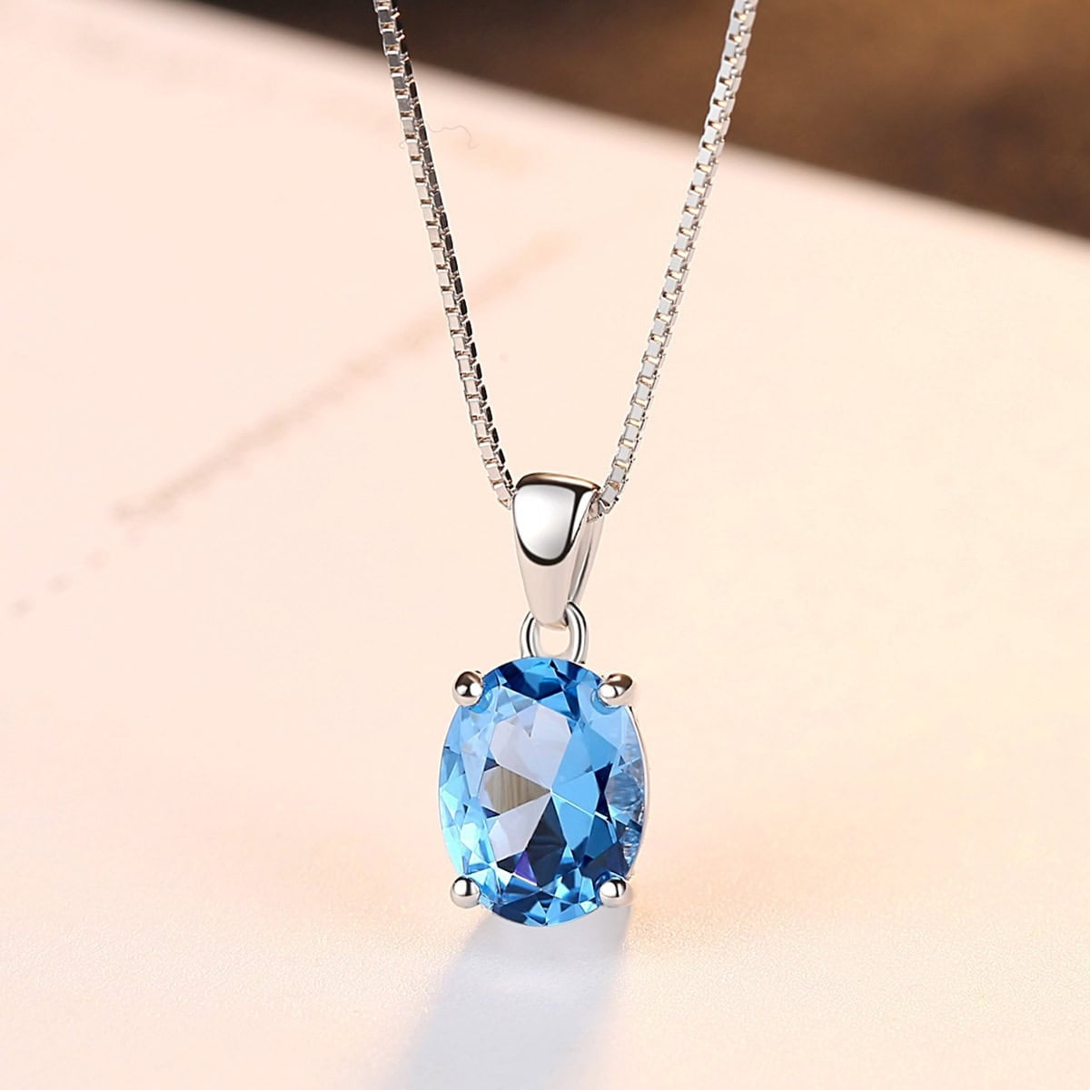 Un Strop de Culoare: Colier din Argint 925 cu Piatra Blue Topaz pentru Femei